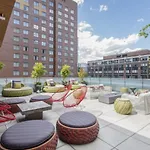 Modern Apt In Kendall Square