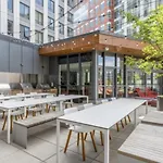 Modern Apt In Kendall Square